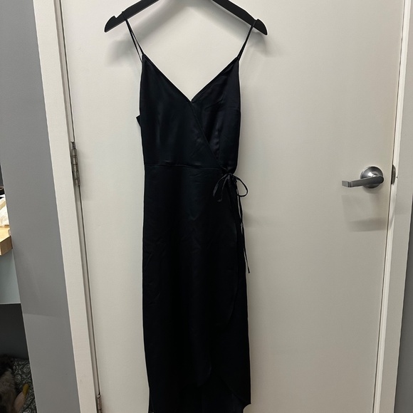 Abercrombie Black Silk Wrap Midi Dress - Picture 5 of 7